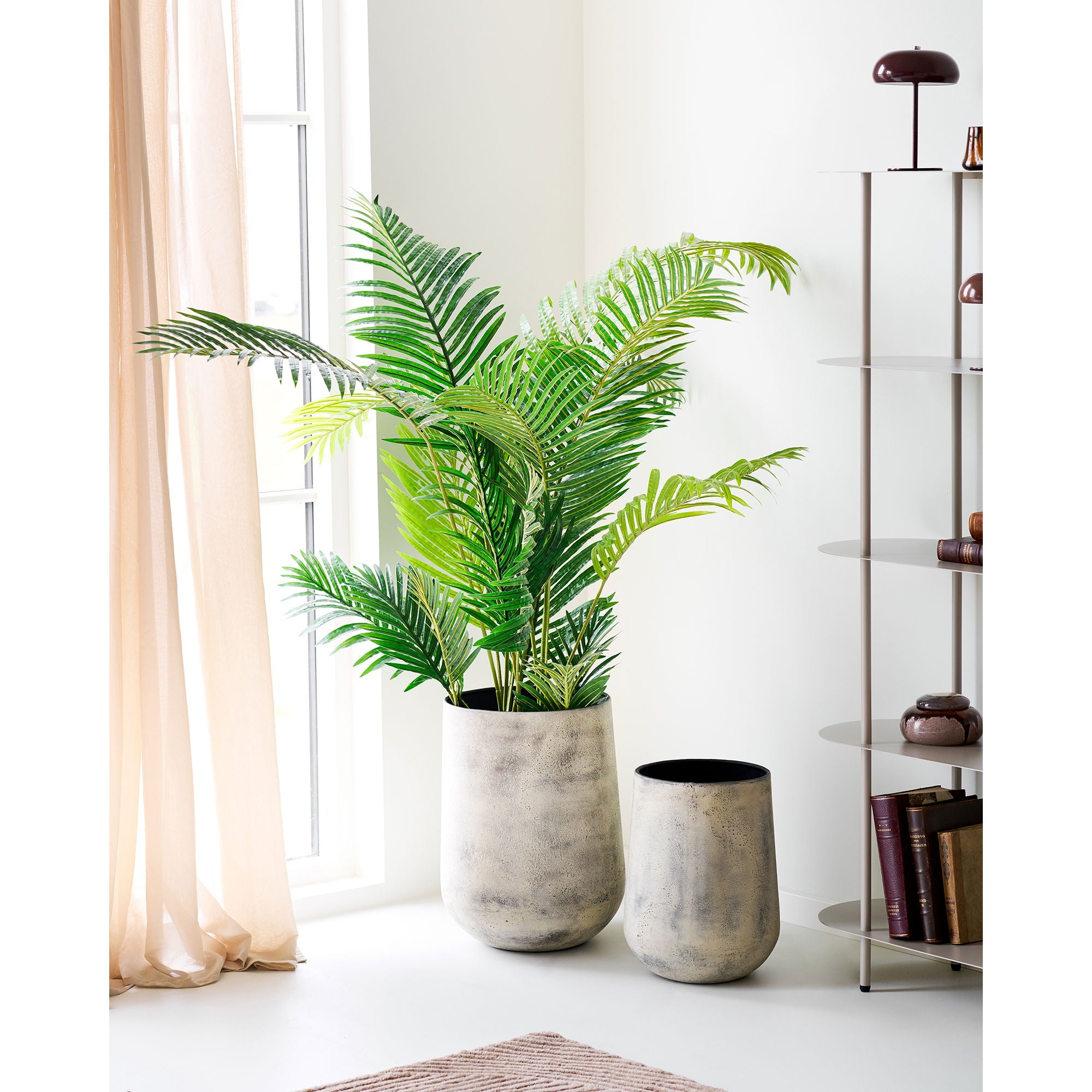 Pot in metaal, antiek in beige, set van 2