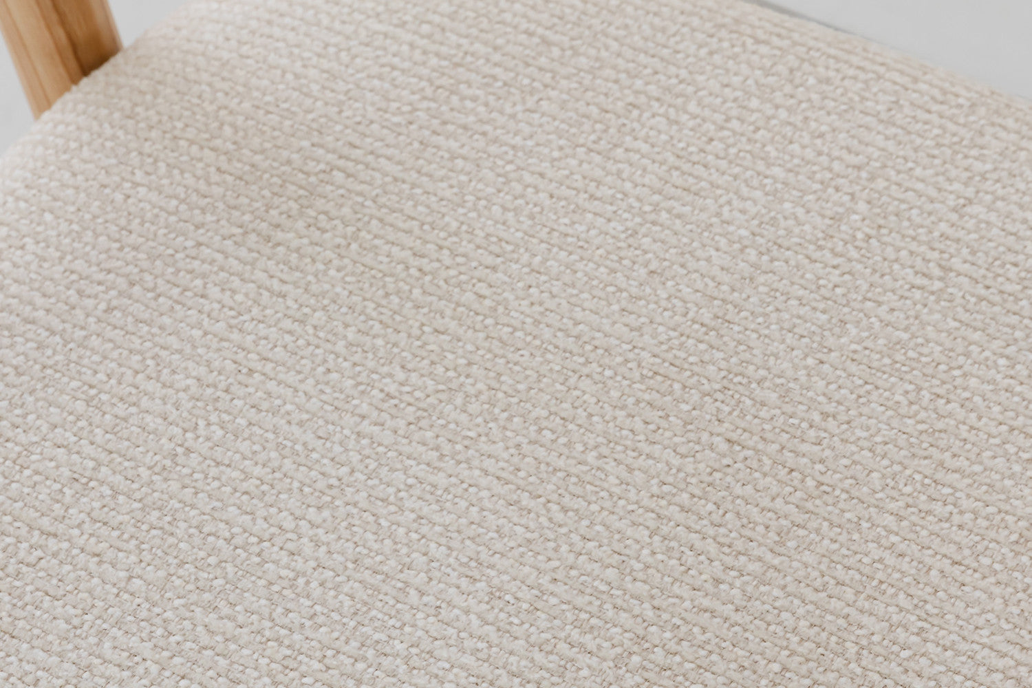 Stoel Claire Essenhout Milan Beige