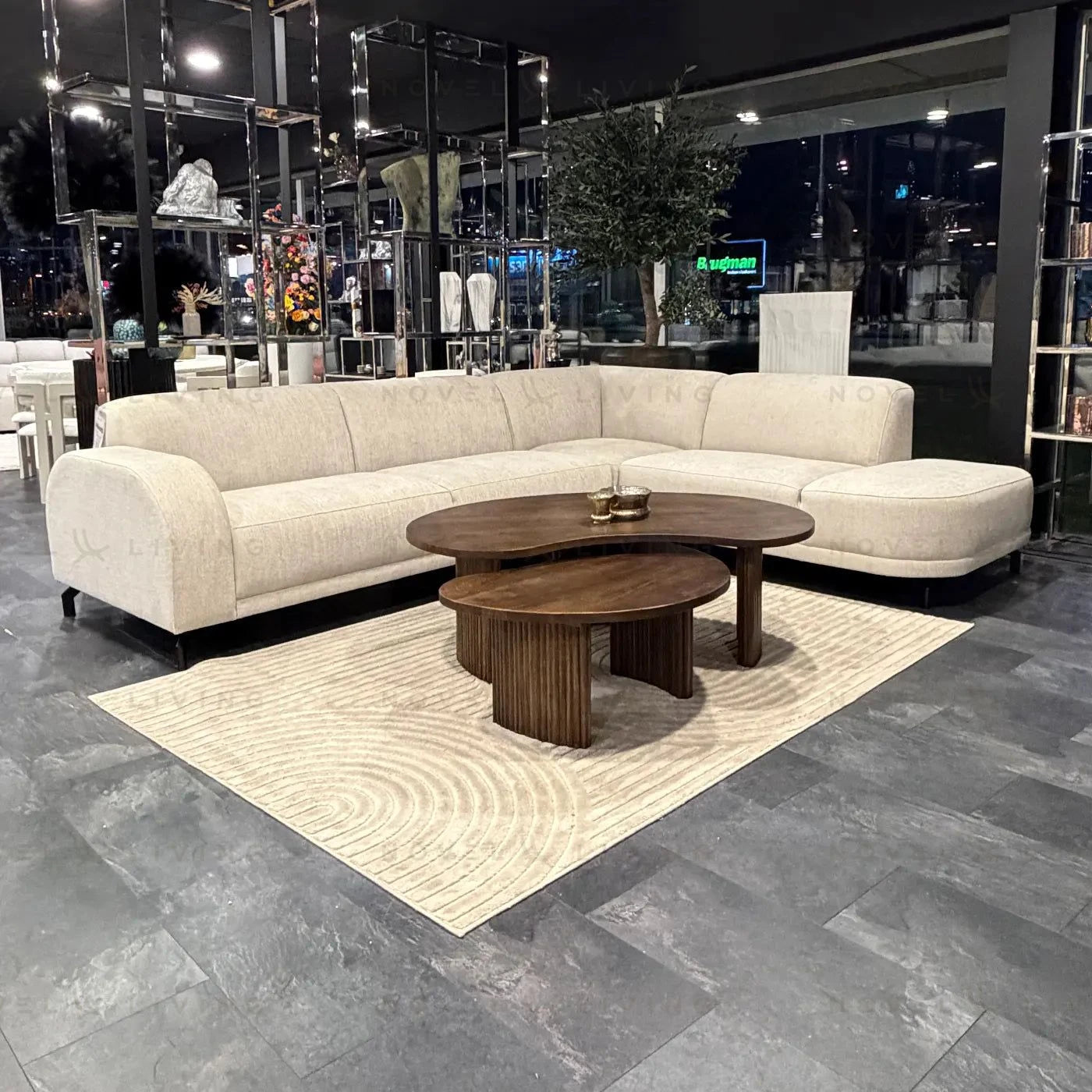 Minotti met ottomaan